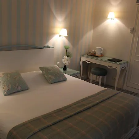 Etoile Saint Ferdinand By Happyculture Hotel Paris