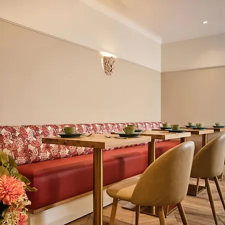 Etoile Saint Ferdinand By Happyculture 4*