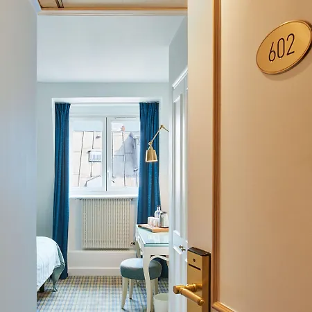 Hotell Etoile Saint Ferdinand By Happyculture Paris
