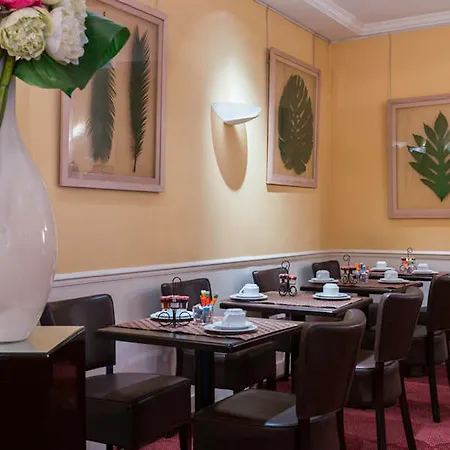 Etoile Saint Ferdinand By Happyculture 4*
