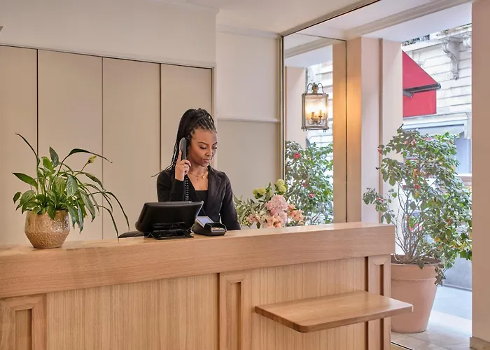 Etoile Saint Ferdinand By Happyculture Hotel