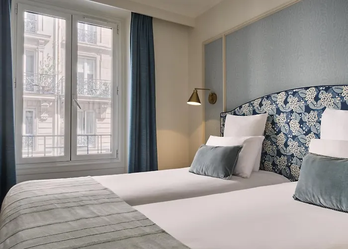 Etoile Saint Ferdinand By Happyculture Paris