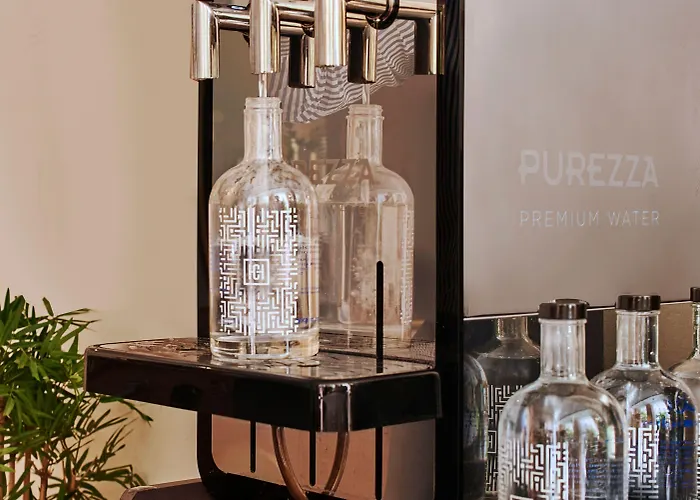 Etoile Saint Ferdinand By Happyculture Hotel