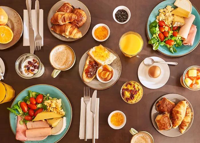 Hotel Etoile Saint Ferdinand By Happyculture 4*