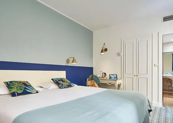 Etoile Saint Ferdinand By Happyculture 4* Paris