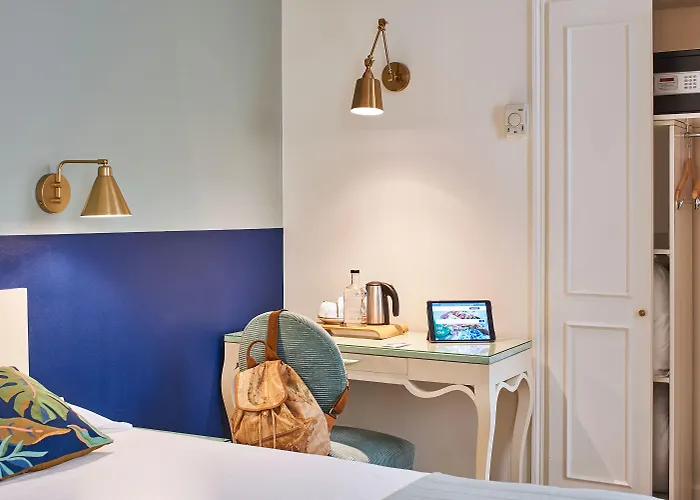 Etoile Saint Ferdinand By Happyculture Paris