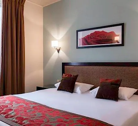 Hotel Etoile Saint Ferdinand By Happyculture París